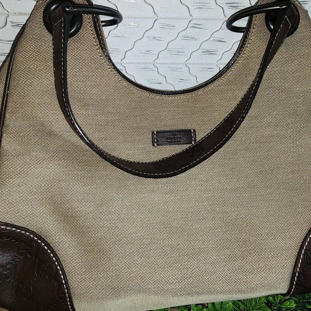 Gucci GG Signature-Trimmed Colbert Hobo - Picture 2 of 16